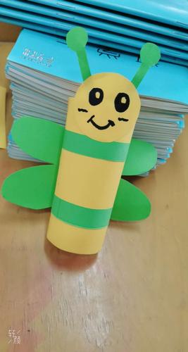 一纸一折一世界— —汉城国际学校小学部二年级手工社团的温馨日常