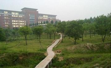 莱芜职业技术学院