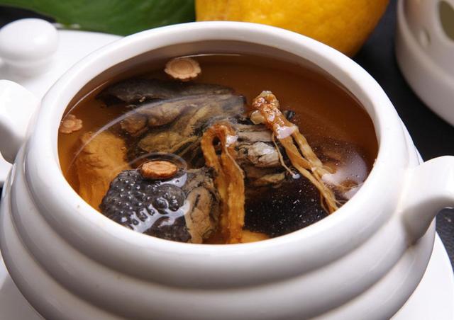 被誉为"国民小吃"的沙县,原来里面的炖罐既美味又养生!