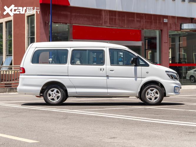 东风风行菱智m5ev新车上市售1819万元