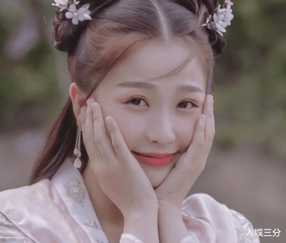 又一古装剧将来袭,男女主高颜值令人沦陷,看到虞书欣熬夜也得追