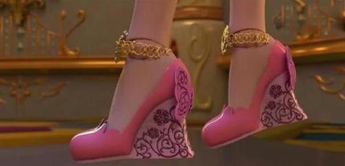 叶罗丽四双最美高跟鞋,光仙子上榜两双,冰公主的无人能驾驭