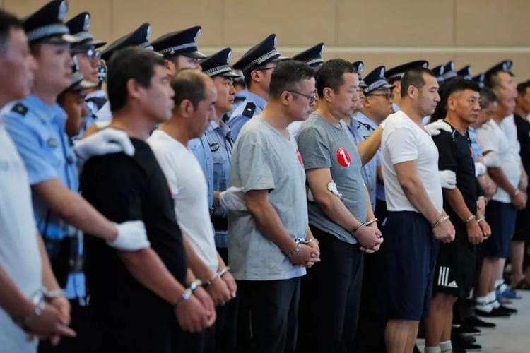 日照中院一审公开宣判张守玉等19人黑社会性质组织犯罪案 首犯张守玉