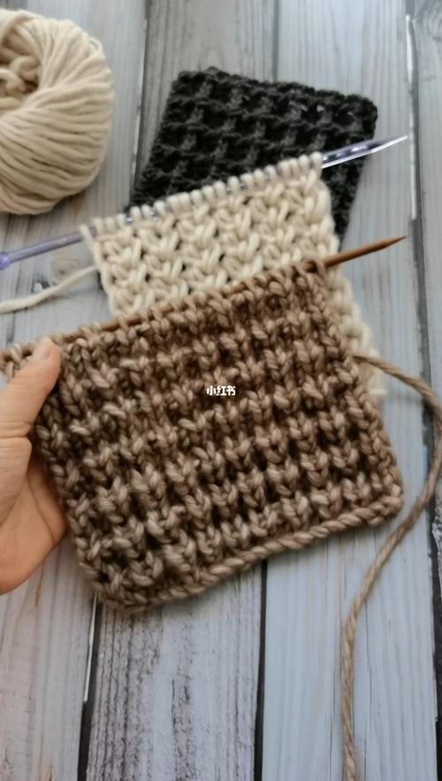 这款花型简单大方,适合织毛衣,帽子,围巾,围脖等等.