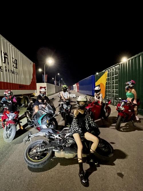 女骑士 #机车女孩 #机车_机车_机车女孩_汽车_摩托车