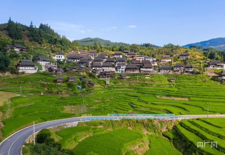 贵州从江:推进"四好农村路"建设为乡村振兴按下"快进键"