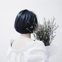 欧美短发高清女生头像背影图片大全