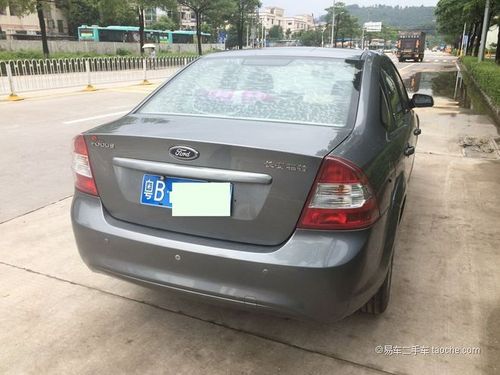 2011款福克斯三厢——1.8自动时尚型