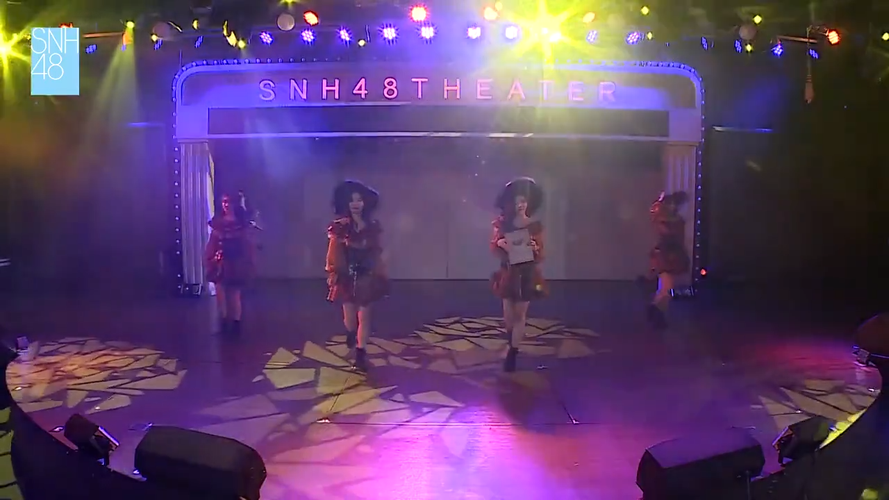 snh48teamhiiwhoiam头号新闻原创公演头号新闻公演舞台