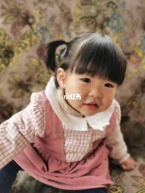爱笑的小姑娘,笑起来真好看_萌娃_萌娃_宝宝日常