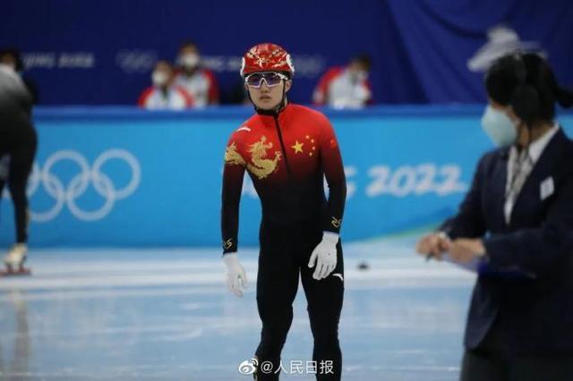 刚刚,在北京冬奥会短道速滑男子1000米a组决赛中,中国队选手任子威