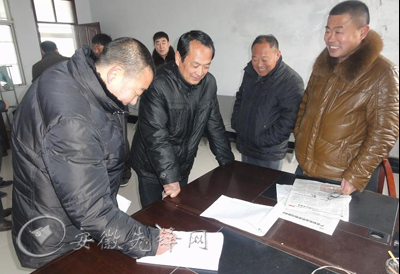 利辛县阚疃镇:三到位实现村民组长服务群众零距离