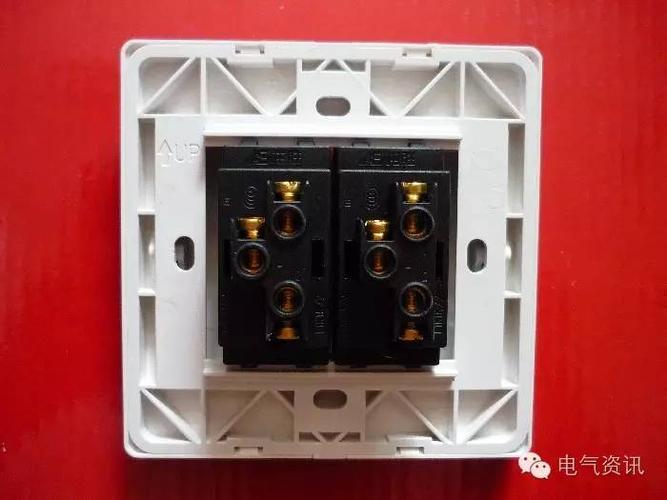 双控开关如何接线 有什么双控开关接线实物图