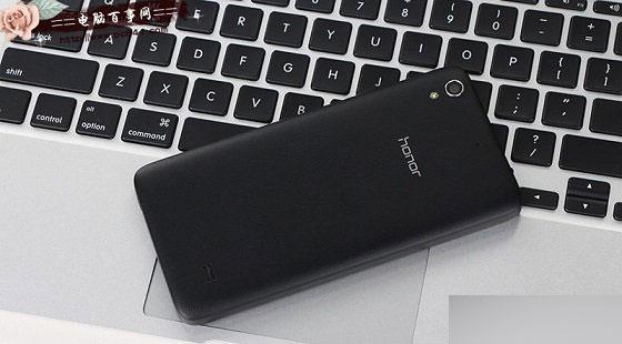 荣耀畅玩4背面外观