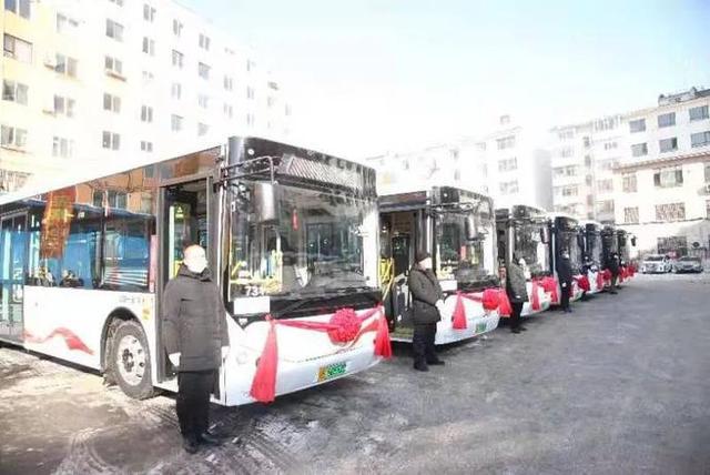 通化市城市公共交通100台新能源空调公交车投入运营