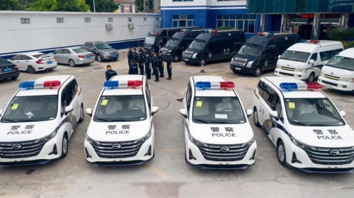 中国警车上新传祺当选