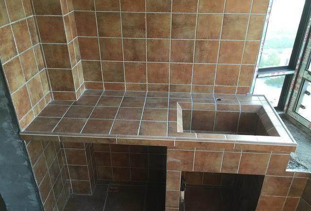 来看看,阳台上砌洗衣台有多重要?