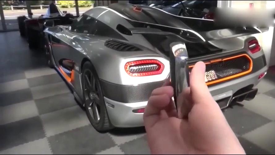 一亿身价的科尼塞克跑车,按下钥匙的一刻,才知道什么叫顶级!