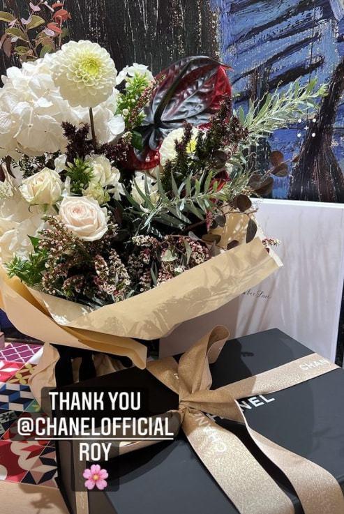 甘比42岁生日礼物摆满家20多家品牌方送鲜花仨儿女送贴心礼物