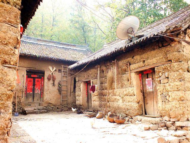 土院子,土瓦房