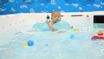 婴幼儿溺水事件频发,究竟是否有必要让孩子坚持婴儿游泳?