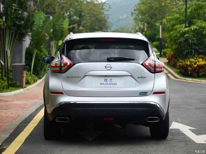 东风日产 楼兰 2015款 2.5t xv 四驱混动旗舰版