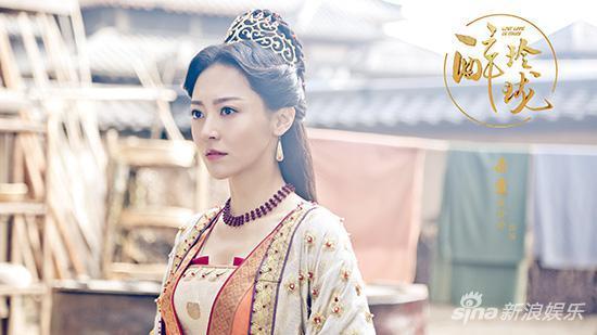 《醉玲珑》黄梦莹披甲上阵 喜欢舞剑骑射的异国公主