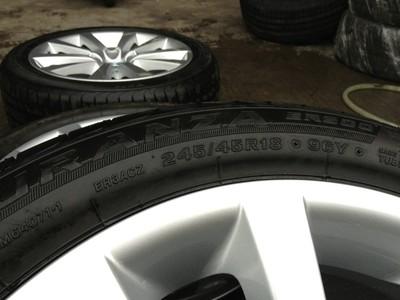 出售一套18寸宝马5系原厂原装轮毂 普利司通防爆轮胎