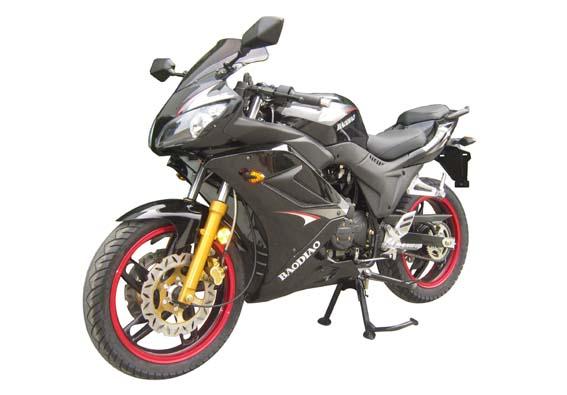 展开全部 2015年3月17挂牌 型号是宝雕bd250-2a