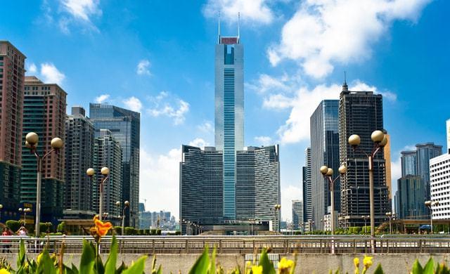 美国游客拍到广州"中信广场",引网友们热议:中国建设很强大