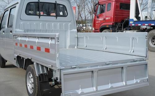 五菱之光小卡双排之-外观尺寸讲解