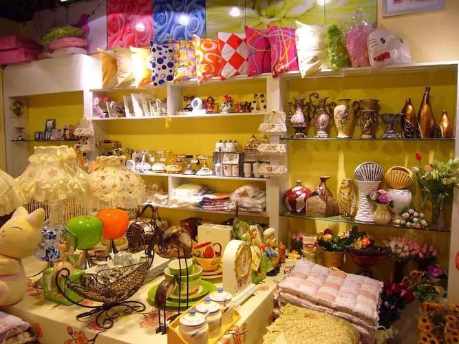 现在开小饰品店怎么样?