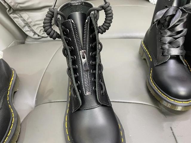 好看的靴子鞋带怎么系,几种简单的系法,时髦又个性