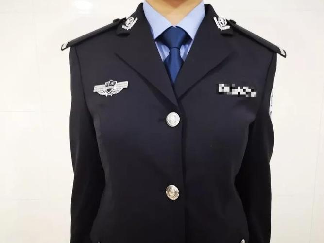 新鲜出炉的警院制服着装攻略