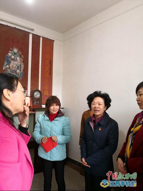 市委常委,市总工会主席肖玉兰到吉水县看望慰问"两癌"
