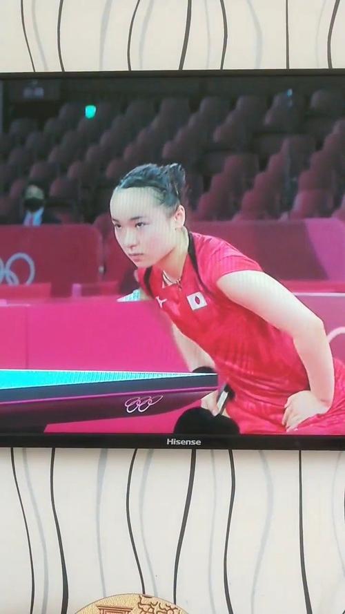 孙颖莎痛打伊藤美诚,4:0剃秃头了,日本一个没剩了