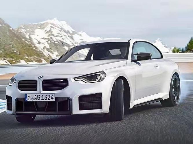 独特双肾中网造型全新宝马m2谍照