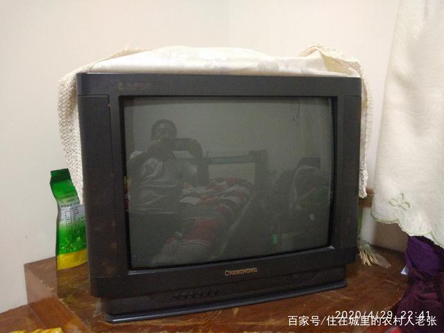 老电视还有多少人保留,当时要半年的工资,你舍得当