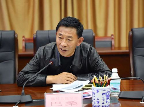 亚东县人民政府副县长袁保军同志,亚东县旅游发展委员会主任乔志峰