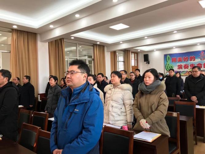 高邮市城北中学第七届教代会第五次会议胜利召开