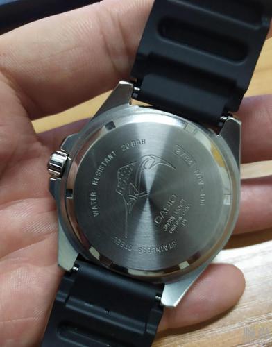 性价比高,值得把玩的卡西欧剑鱼mdv–106!