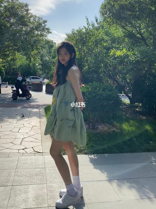 孙千的腿不是腿,是筷子_筷子_是时候露腿了_影视_明星