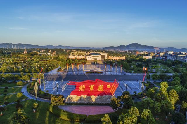 兴国苏区干部好作风纪念园主要有将军馆,苏区干部好作风陈列馆,将军