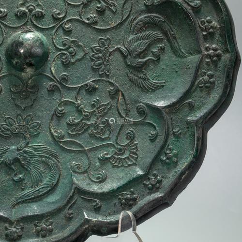 战国时期葵花口青铜镜