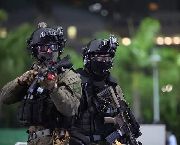 详解世界最顶级特种警察部队香港飞虎队