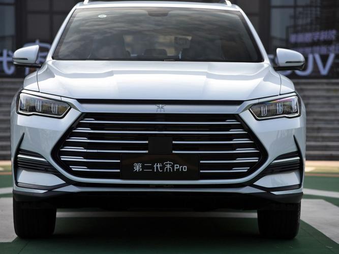 比亚迪 宋pro 2021款 1.5t 自动骁云版尊贵型
