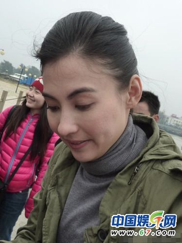 组图:张柏芝冷艳自拍 盘点大龄女星装嫩卖萌照