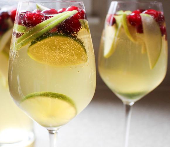 white cranberry holiday sangria