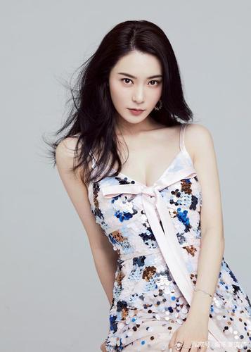 胡然:演技不俗,身材傲人,性感魅惑