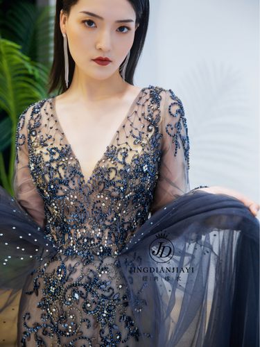 婚礼 礼服_礼服_婚礼_薄纱_纱裙_贴身_亮片_婚嫁_婚礼